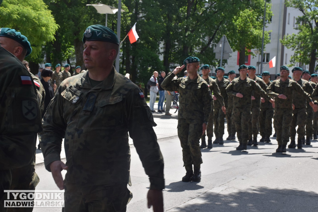 Święto 18 Brygady Artylerii w Nowej Dębie