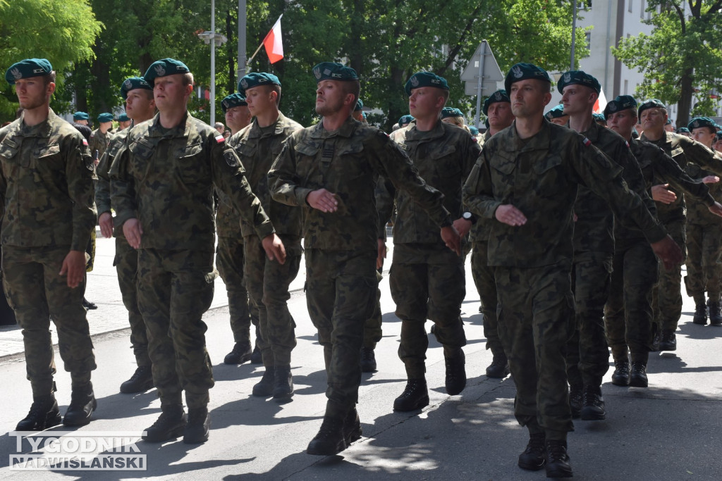 Święto 18 Brygady Artylerii w Nowej Dębie
