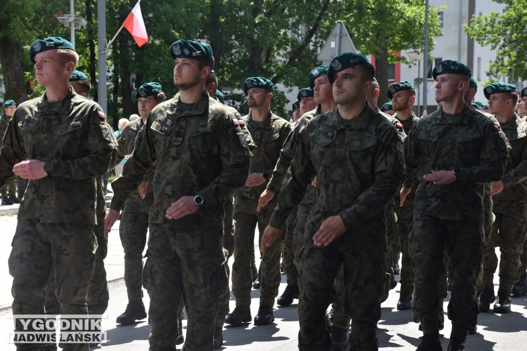 Święto 18 Brygady Artylerii w Nowej Dębie