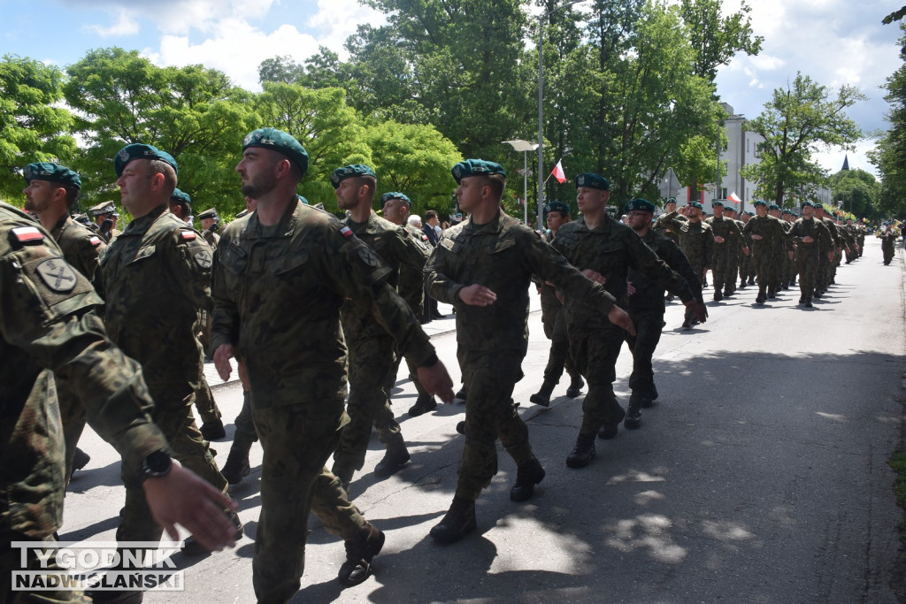 Święto 18 Brygady Artylerii w Nowej Dębie