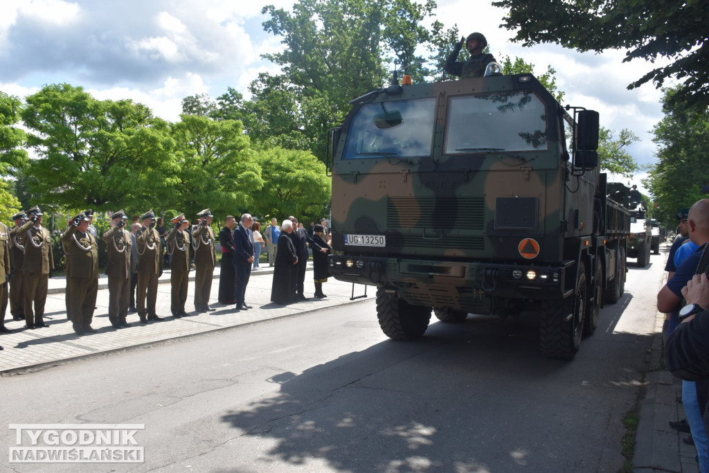 Święto 18 Brygady Artylerii w Nowej Dębie