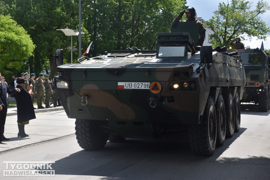 Święto 18 Brygady Artylerii w Nowej Dębie