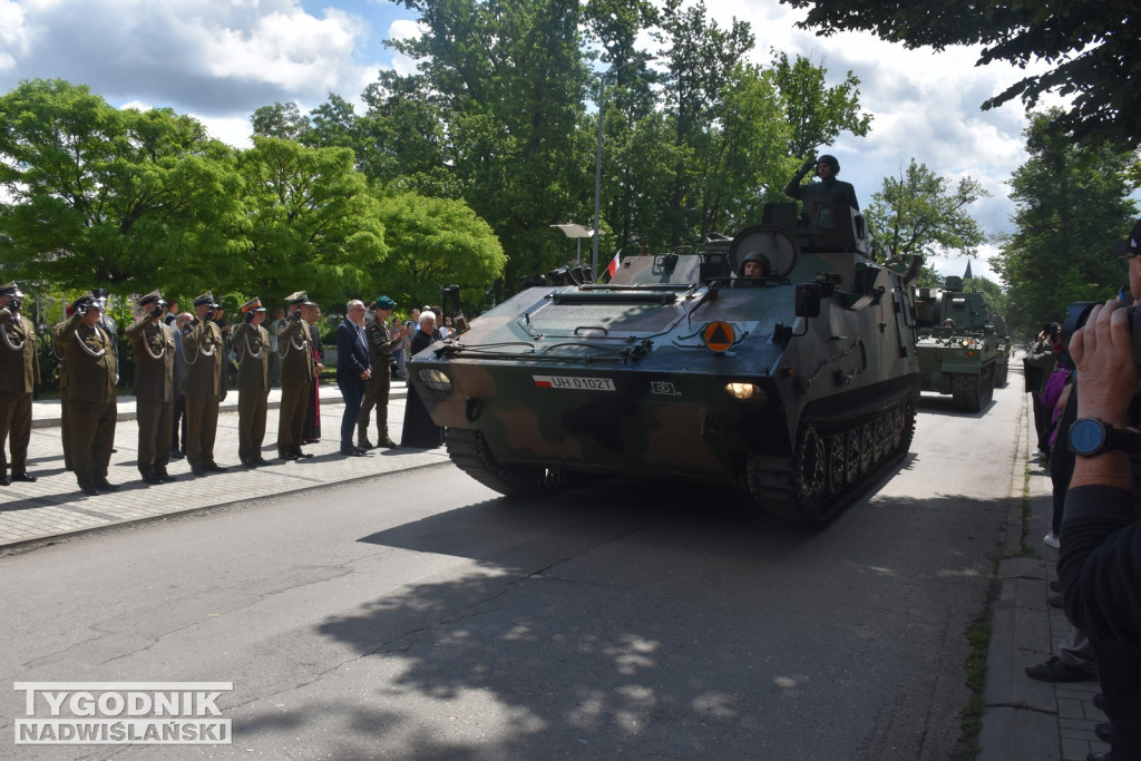 Święto 18 Brygady Artylerii w Nowej Dębie