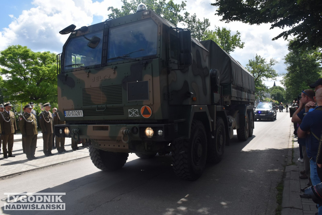 Święto 18 Brygady Artylerii w Nowej Dębie