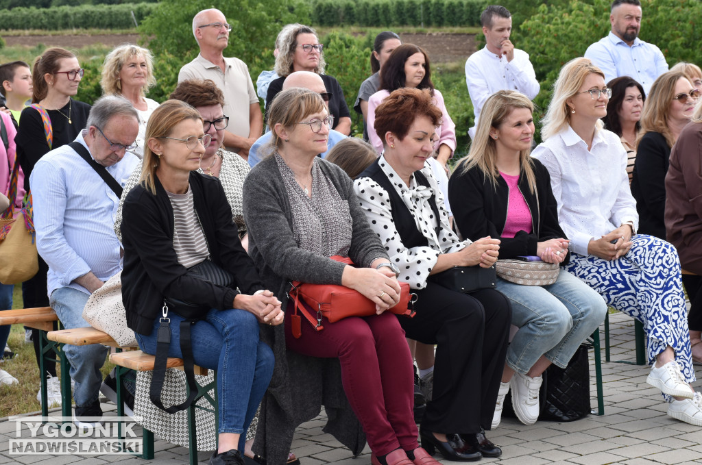 Otwarcie świetlicy wiejskiej w Kobiernikach