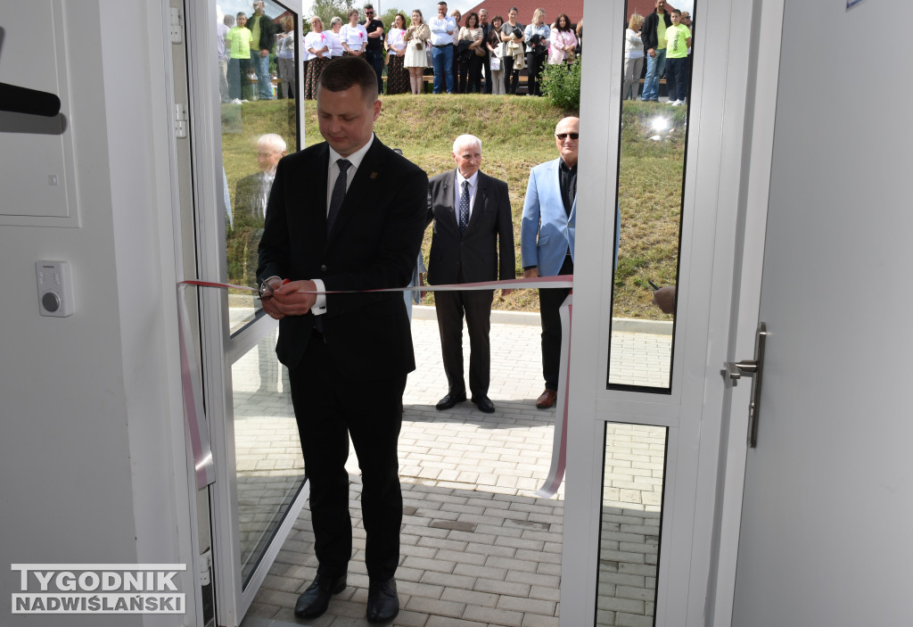 Otwarcie świetlicy wiejskiej w Kobiernikach