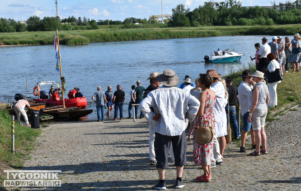 Pierwszy dzień Sandomierskich Wianków Flisackich