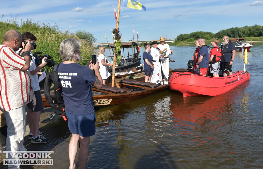 Pierwszy dzień Sandomierskich Wianków Flisackich