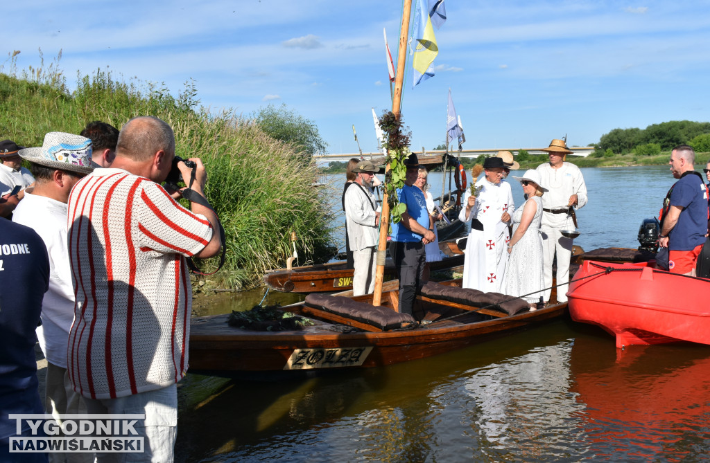 Pierwszy dzień Sandomierskich Wianków Flisackich