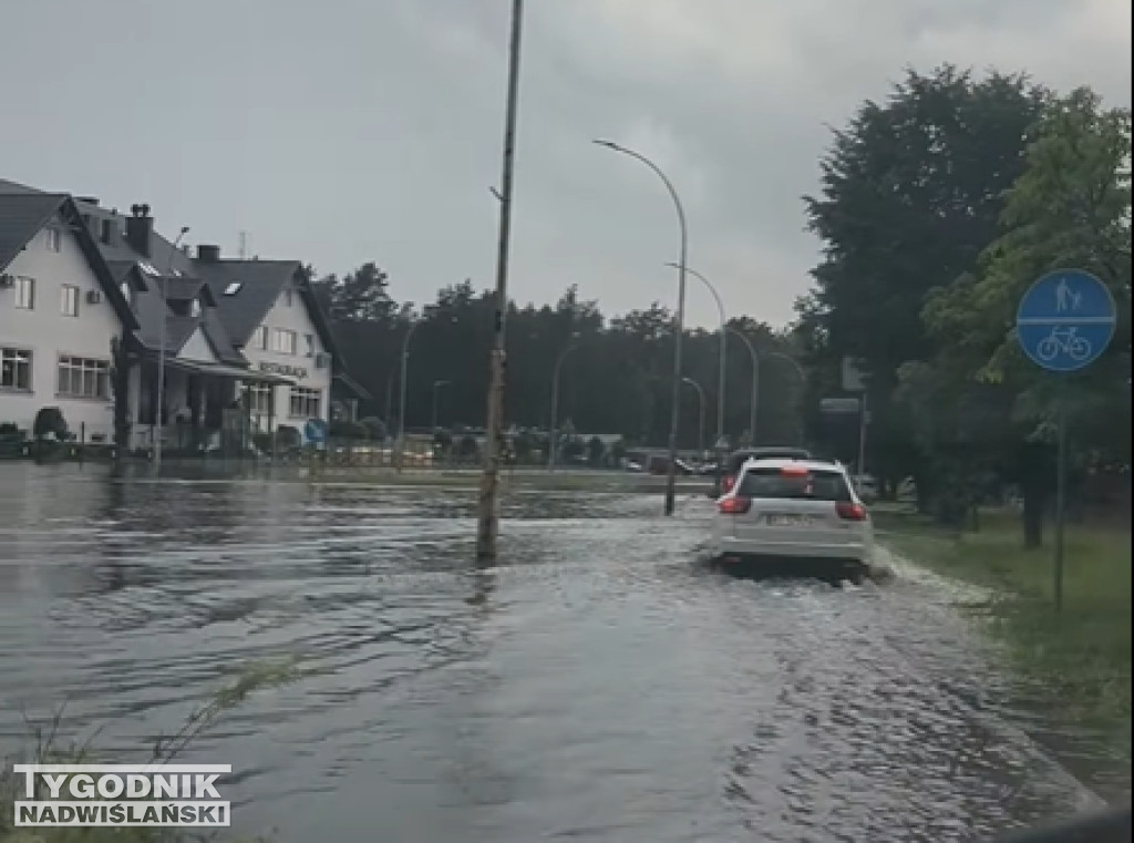 Zalane drogi w Stalowej Woli