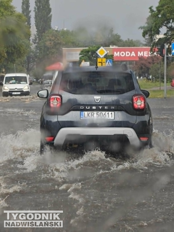Zalane drogi w Stalowej Woli