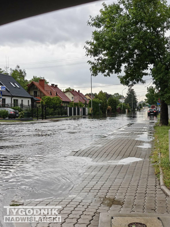 Zalane drogi w Stalowej Woli