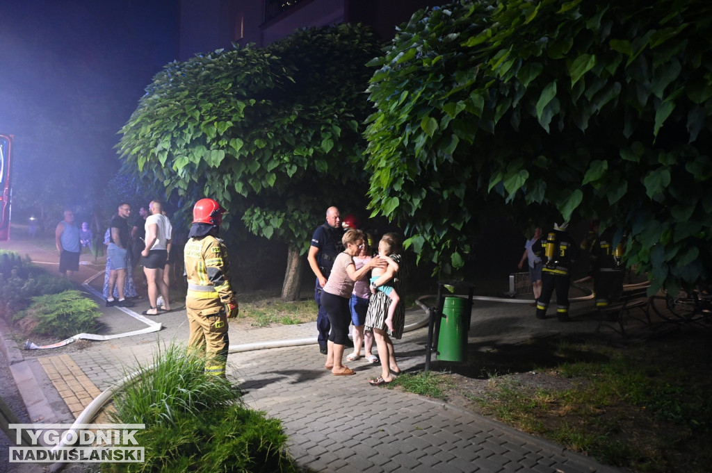 Pożar na ul. Zwierzynieckiej w Tarnobrzegu