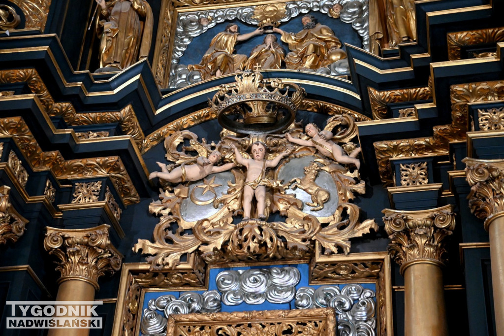Jubileuszowe zwiedzanie u Dominikanów w Tarnobrzegu