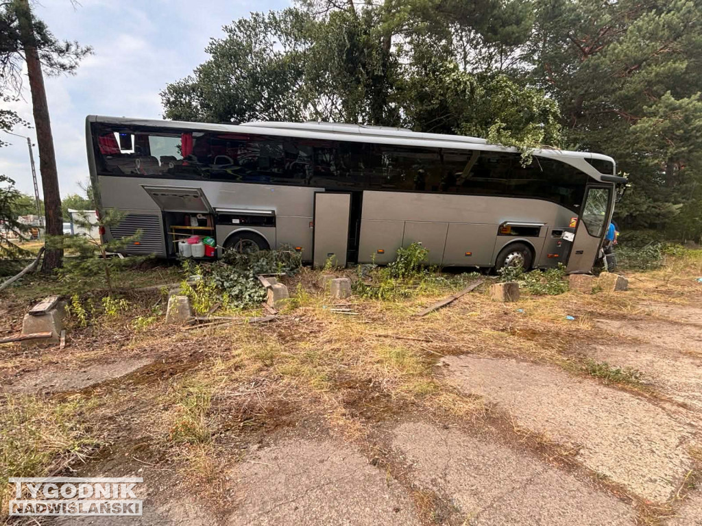 Wypadek autobusu w Stalach