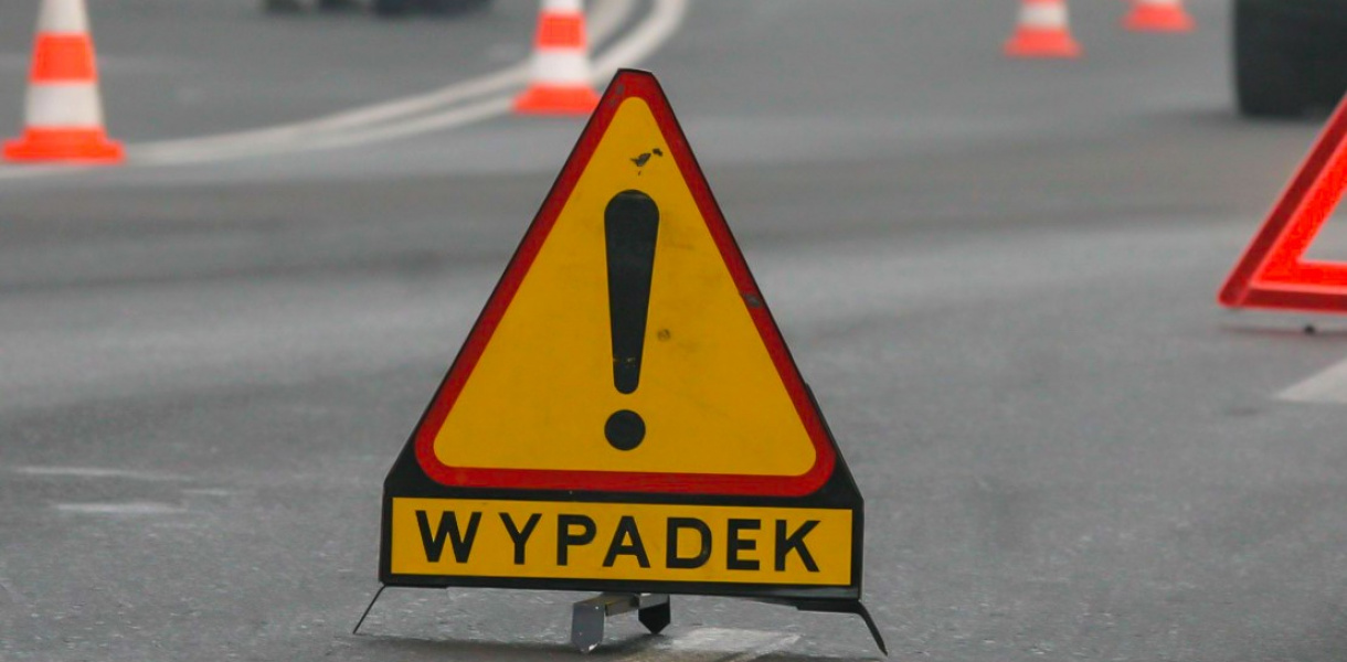 Zderzenie czterech samochodów. Dwie osoby ranne