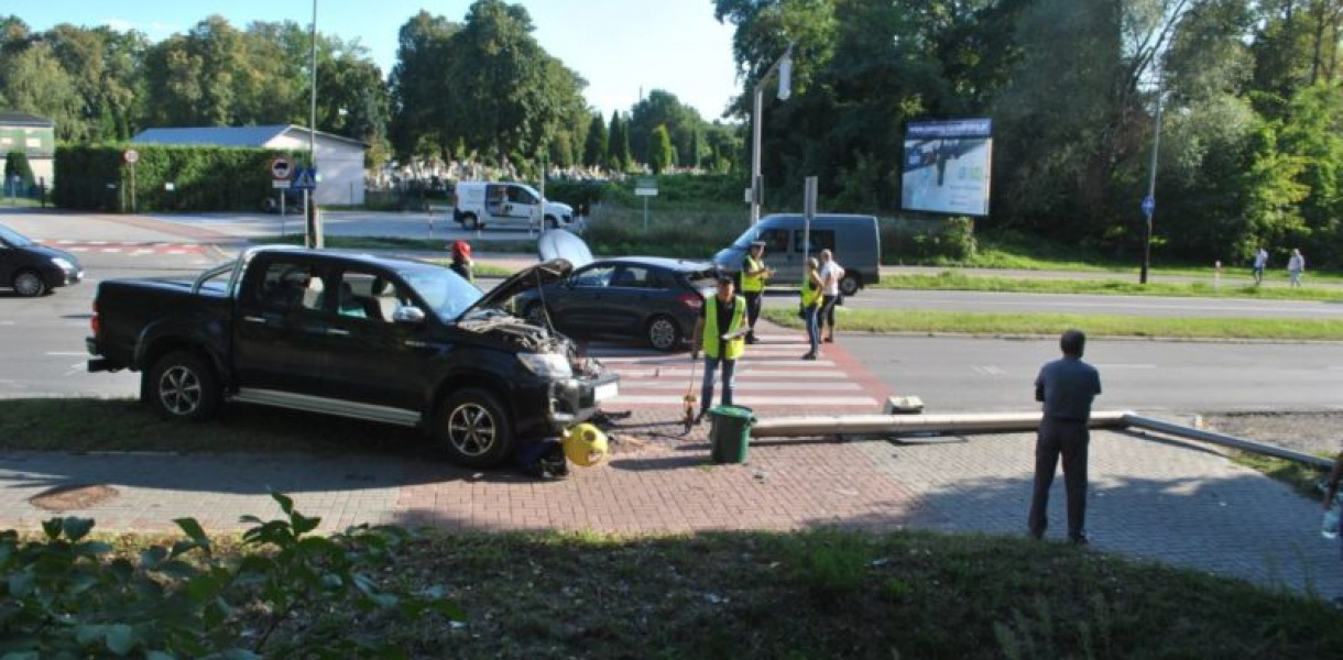 Wypadek na Wisłostradzie [zdjęcia]