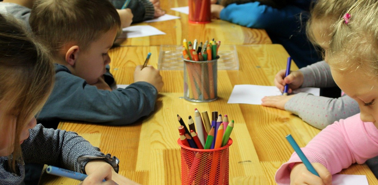 Rzecznik rządu o powrocie uczniów do szkół: to może być jedna z ostatnich decyzji 