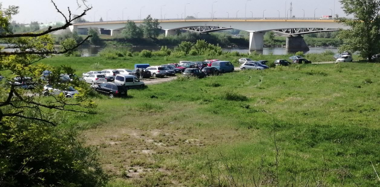 Tłumy na sandomierskiej giełdzie [zdjęcia]