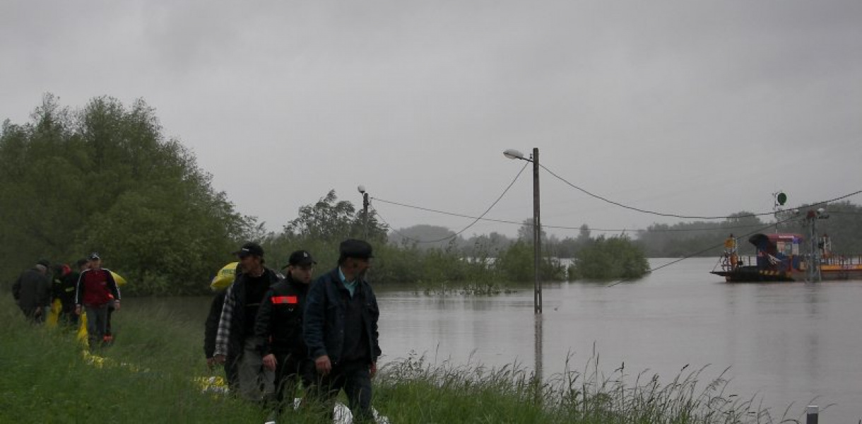 Powódź 2010. Tak wyglądał kataklizm w powiecie staszowskim [zdjęcia]