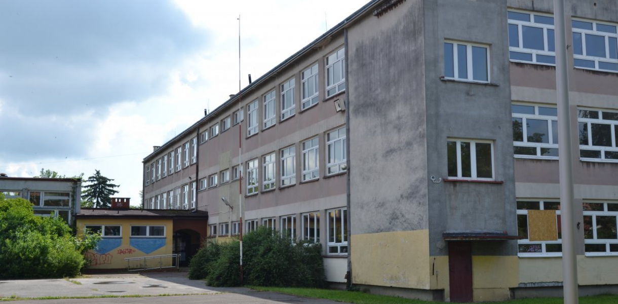 Wyburzą potężny budynek w centrum Tarnobrzega [W najnowszym numerze]