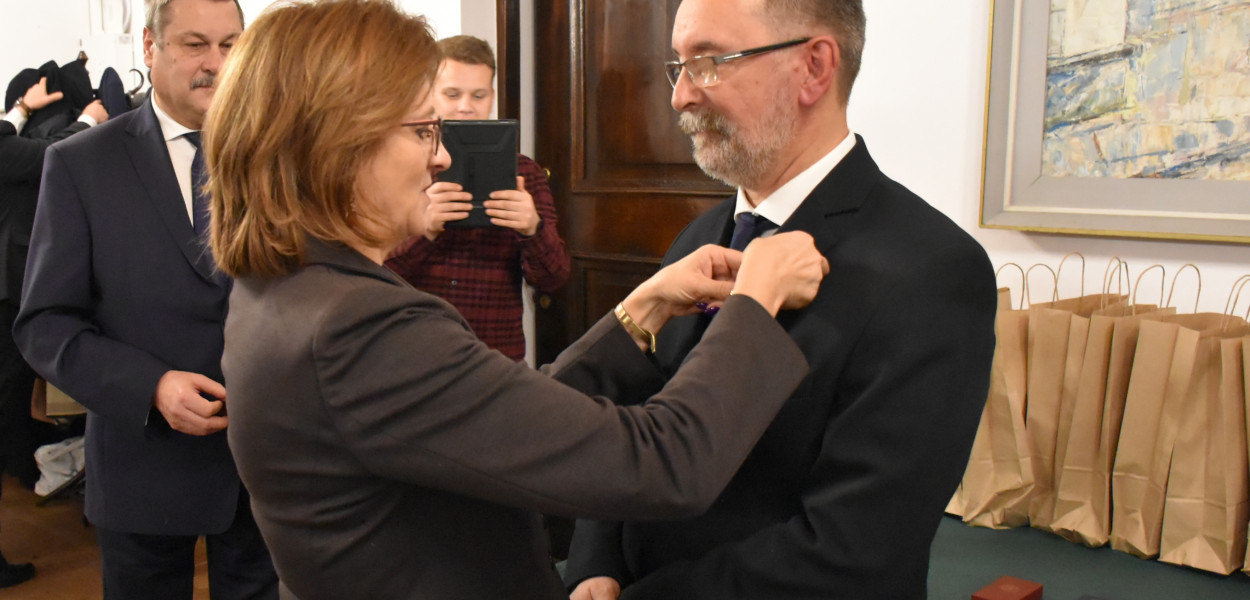 Odznaczony został Janusz Sobolewski.   