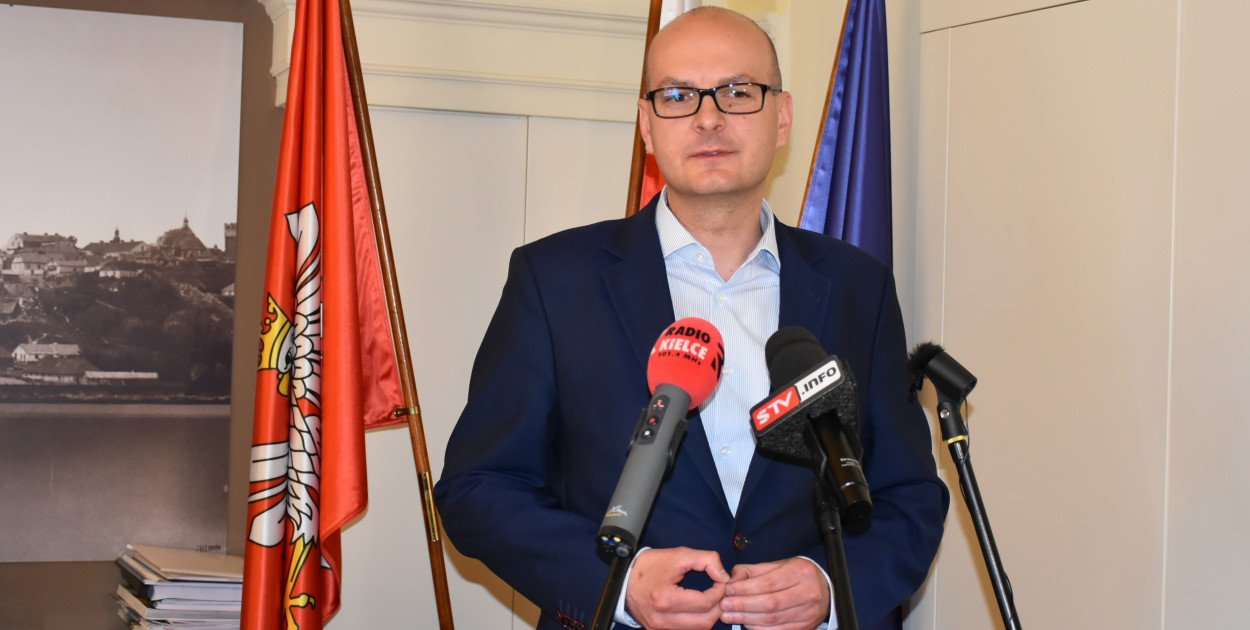 Radni ustalili wysokość pensji burmistrza Sandomierza    