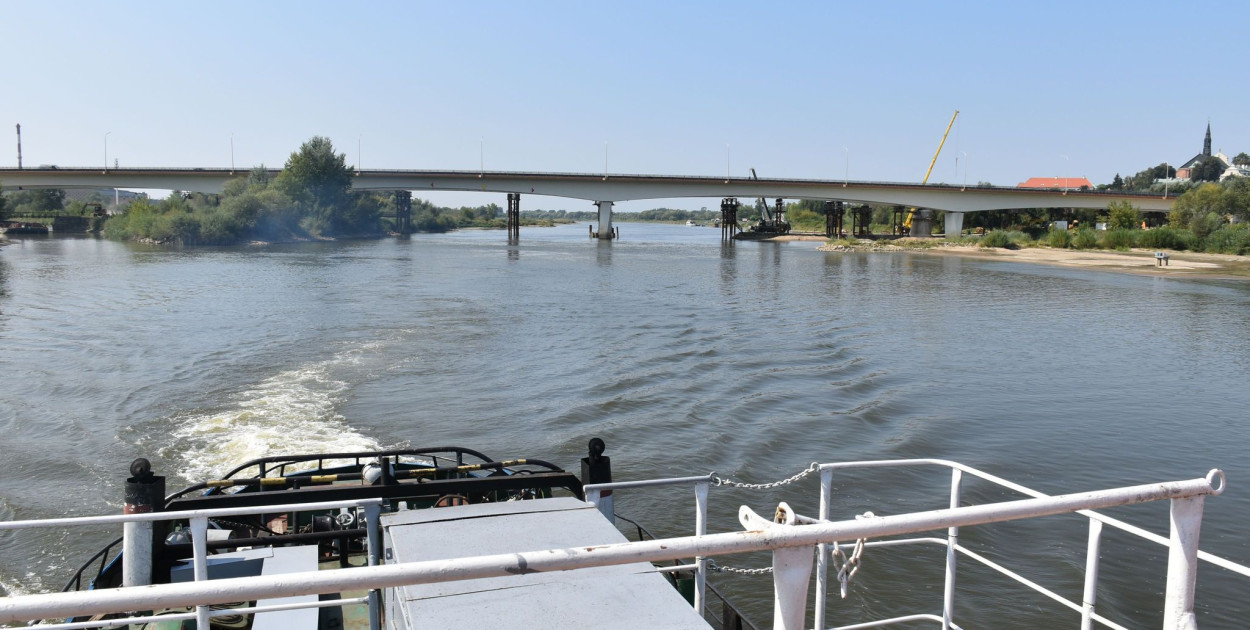 Poziom Wisły w Sandomierzu w środę przekroczy stan ostrzegawczy