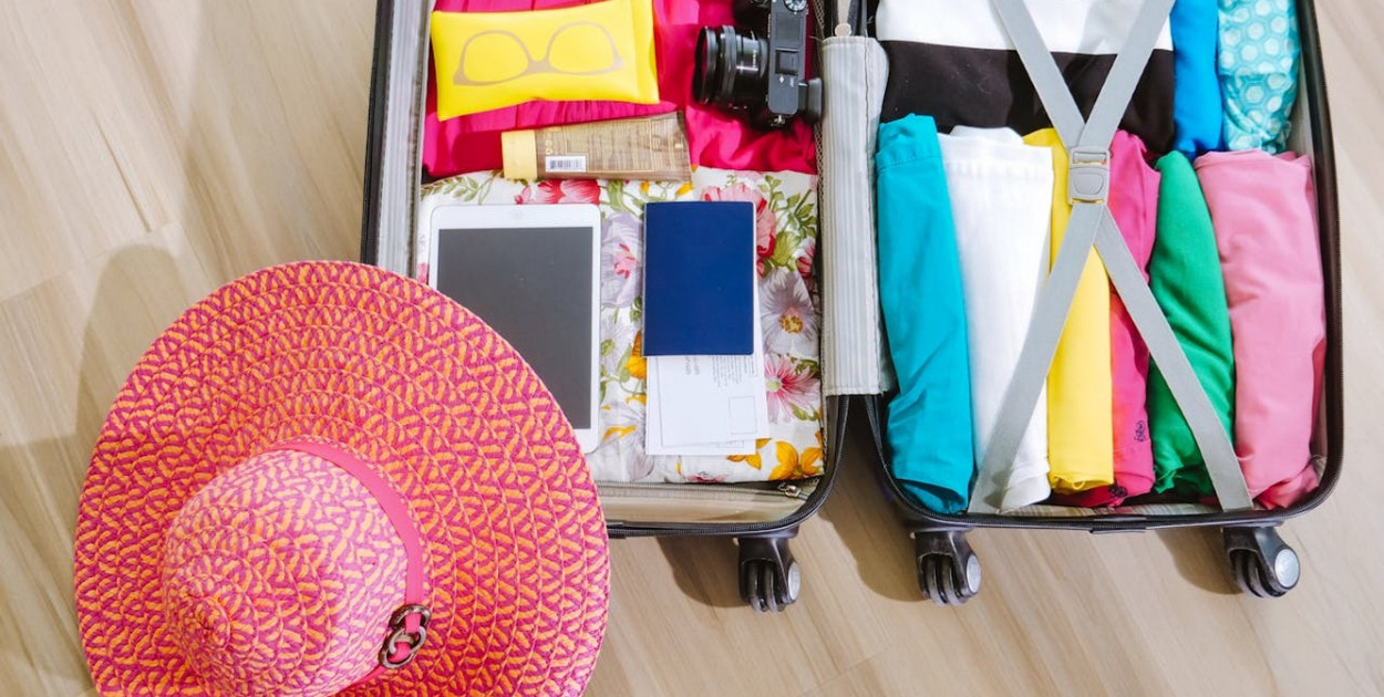 Walizki duże – Jak wybrać praktyczny i stylowy bagaż na każdą podróż?