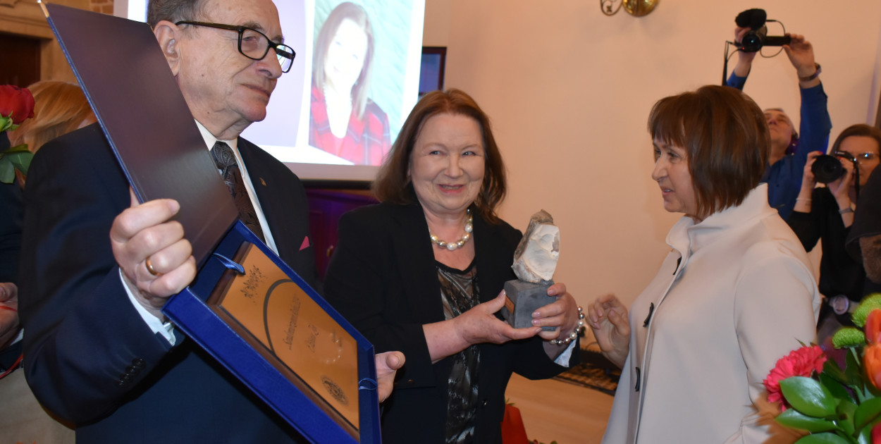 Tytuł Sandomierzanina Roku 2024 dla Elżbiety Żak [ZDJĘCIA] 