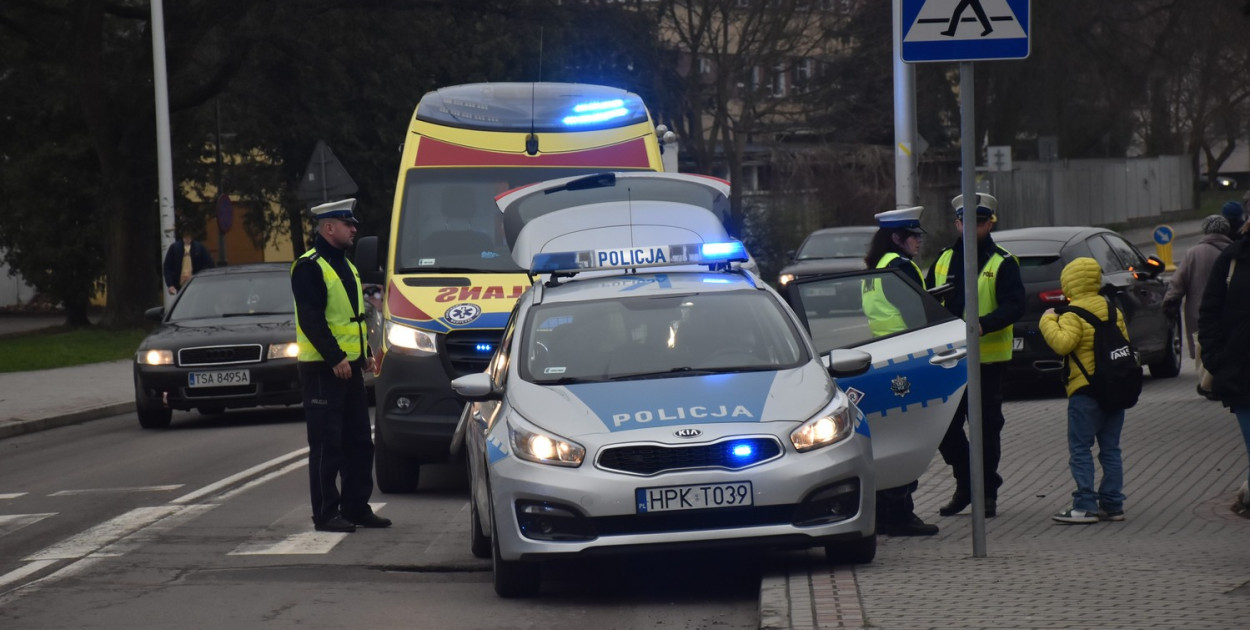 Na skrzyżowaniu ul. 1 Maja i Waryńskiego Tarnobrzegu miało miejsce potrącenie dziecka.