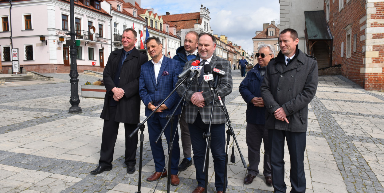 Konferencja prasowa PiS w Sandomierzu  