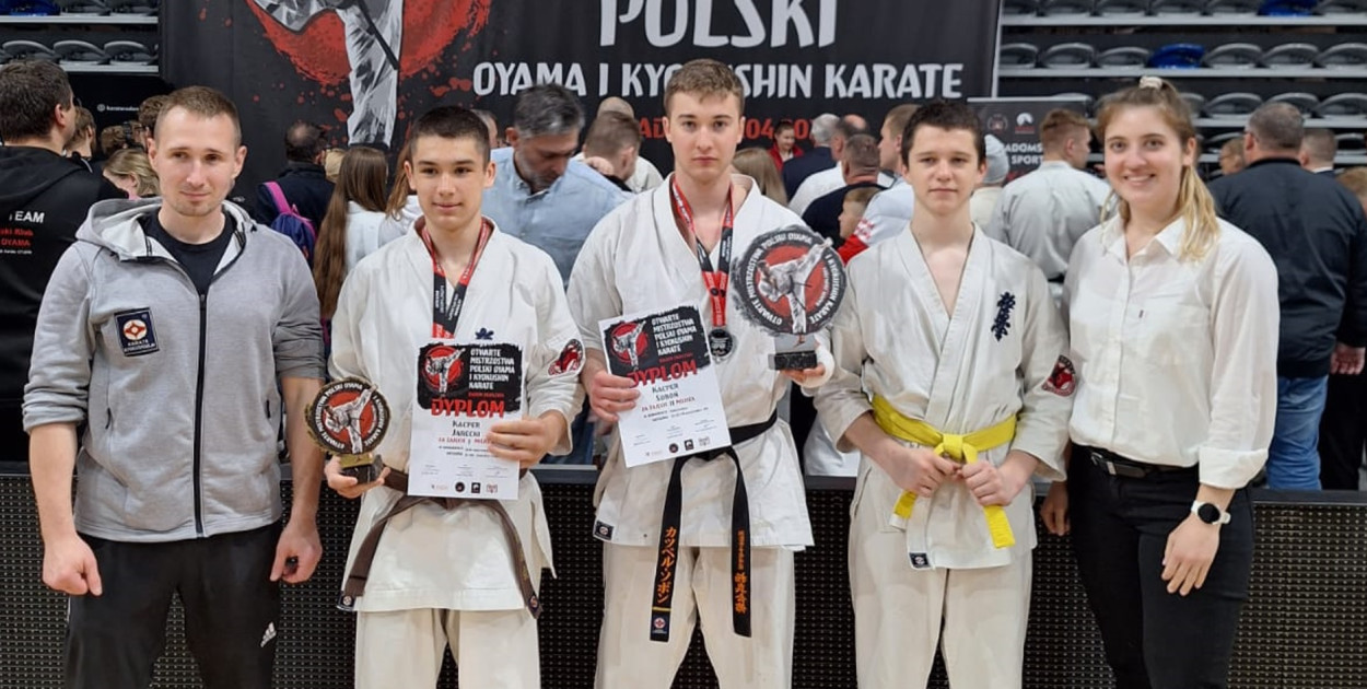 Zawodnicy Tarnobrzeskiego Klubu Kyokushin Karate osiągnęli sukcesy podczas zawodów w Radomiu.