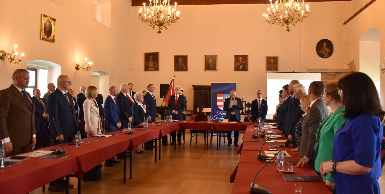 Pierwsza sesja Rady Powiatu Sandomierskiego nowej  kadencji 