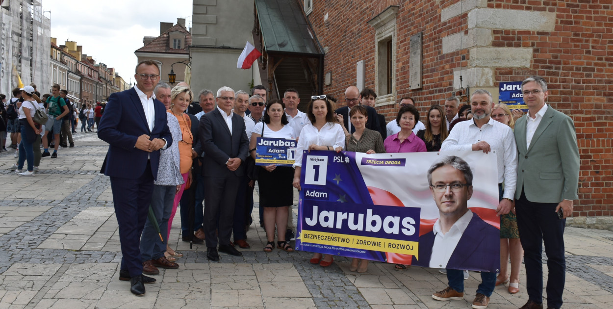 Konferencja prasowa Adama Jarubasa w Sandomierzu 