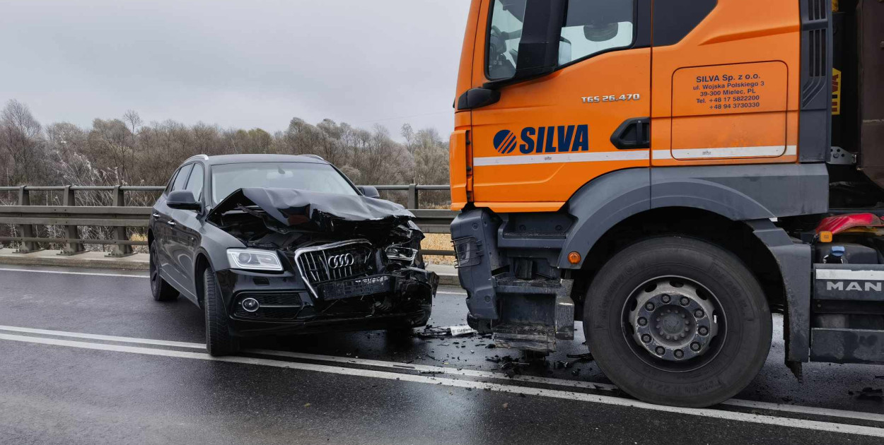 Wypadek na moście w Stalowej Woli