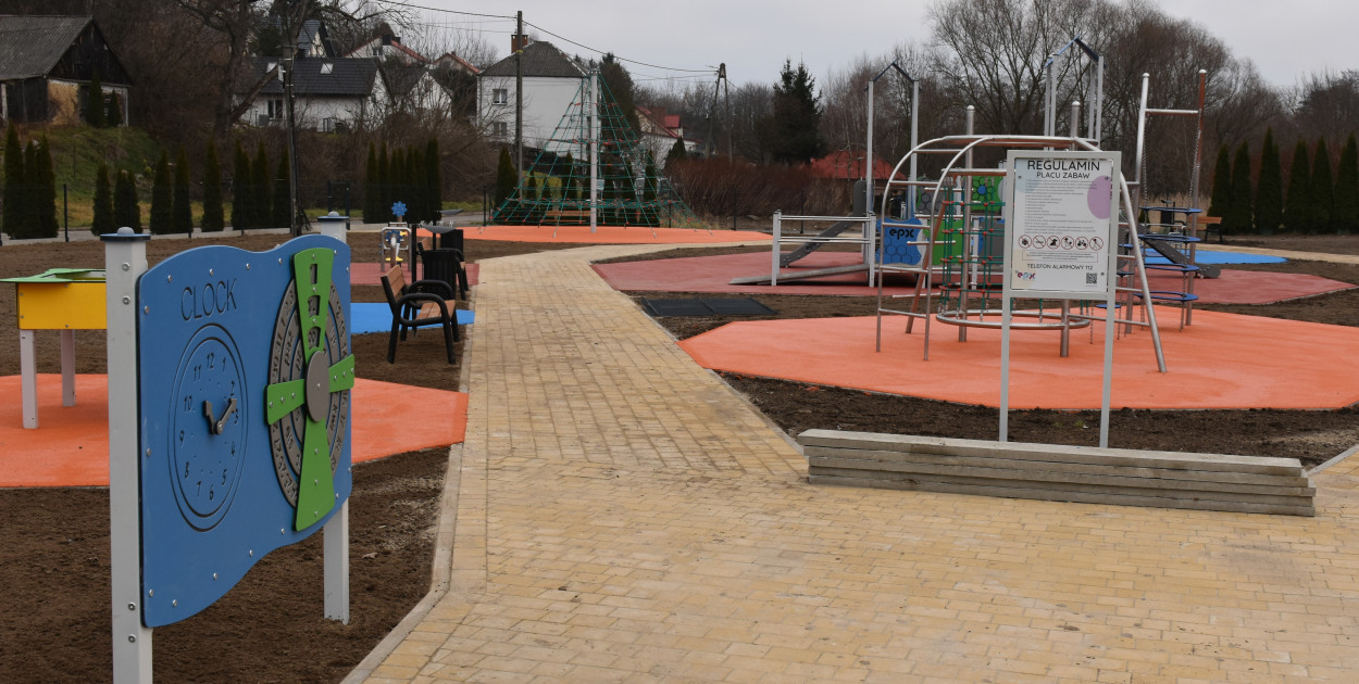Integracyjny plac zabaw w Sandomierzu 