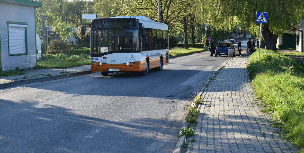 Przebudowany zostanie między innymi ten odcinek ul. Portowej.  