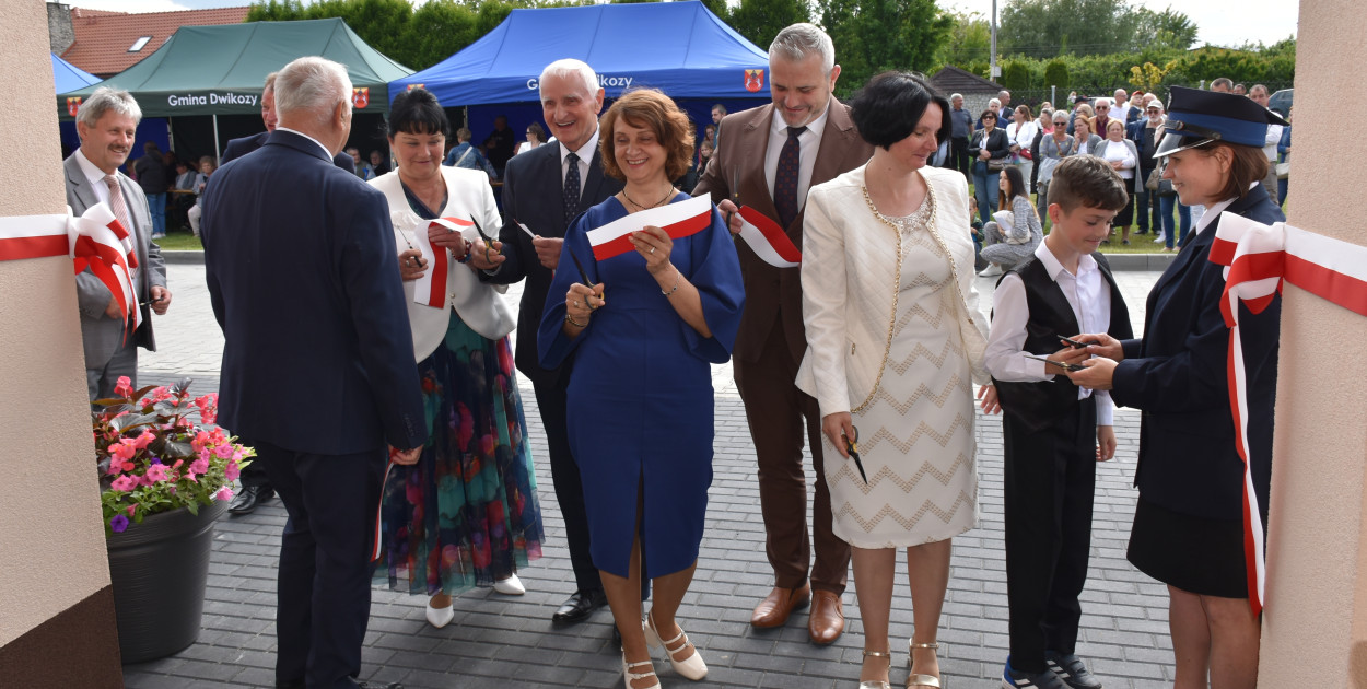 Oficjalne otwarcie świetlicy wiejskiej w Obrazowie    