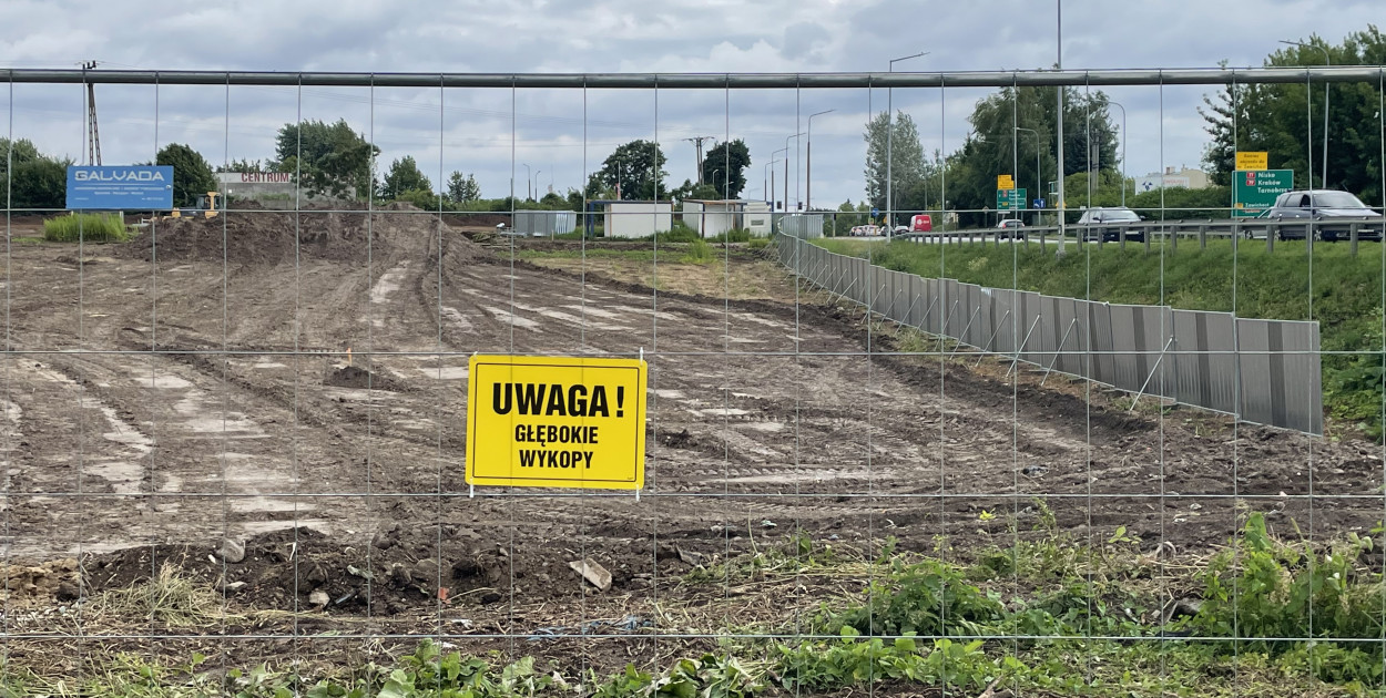 Budowa parku handlowego w Sandomierzu 