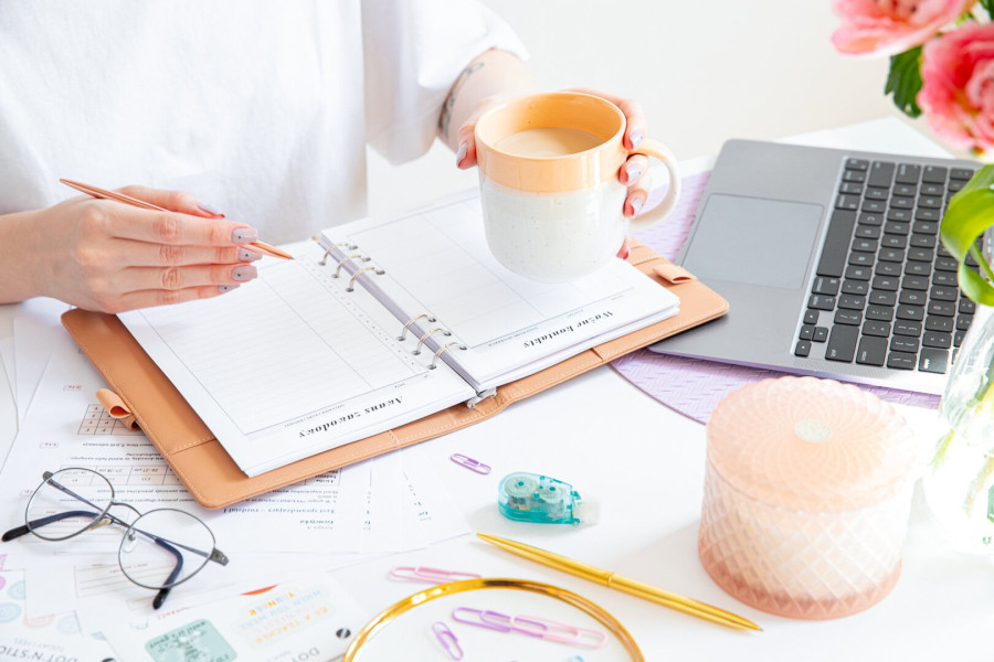 organizator, dyrektor na biuro