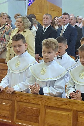 Komunia w parafii pw. Św. Barbary w Tarnobrzegu 2025-9444