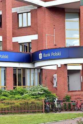 \"Czerwony bank\" w Tarnobrzegu-9655