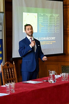 Konferencja kolejowa w Zamku Tarnowskich w Tarnobrzegu-9788