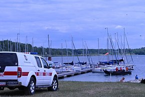 Poszukiwania zaginionego pływaka w Jeziorze Tarnobrzeskim-9814