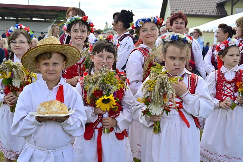 Dożynki gminy Nowa Dęba w Cyganach