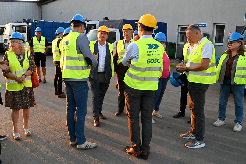 Spotkanie władz Tarnobrzega i radnych z szefami FCC