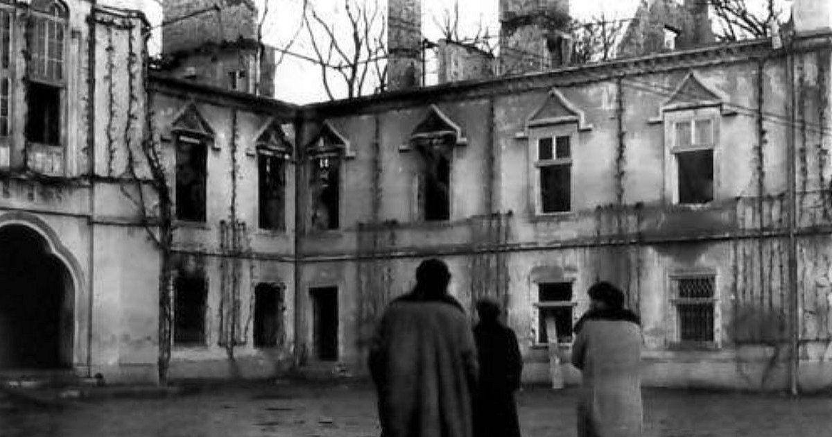 Niemal 100 lat temu Zamek Tarnowskich stanął w płomieniach. Zginęło dziewięć osób... [REPORTAŻ] [ZDJĘCIA]