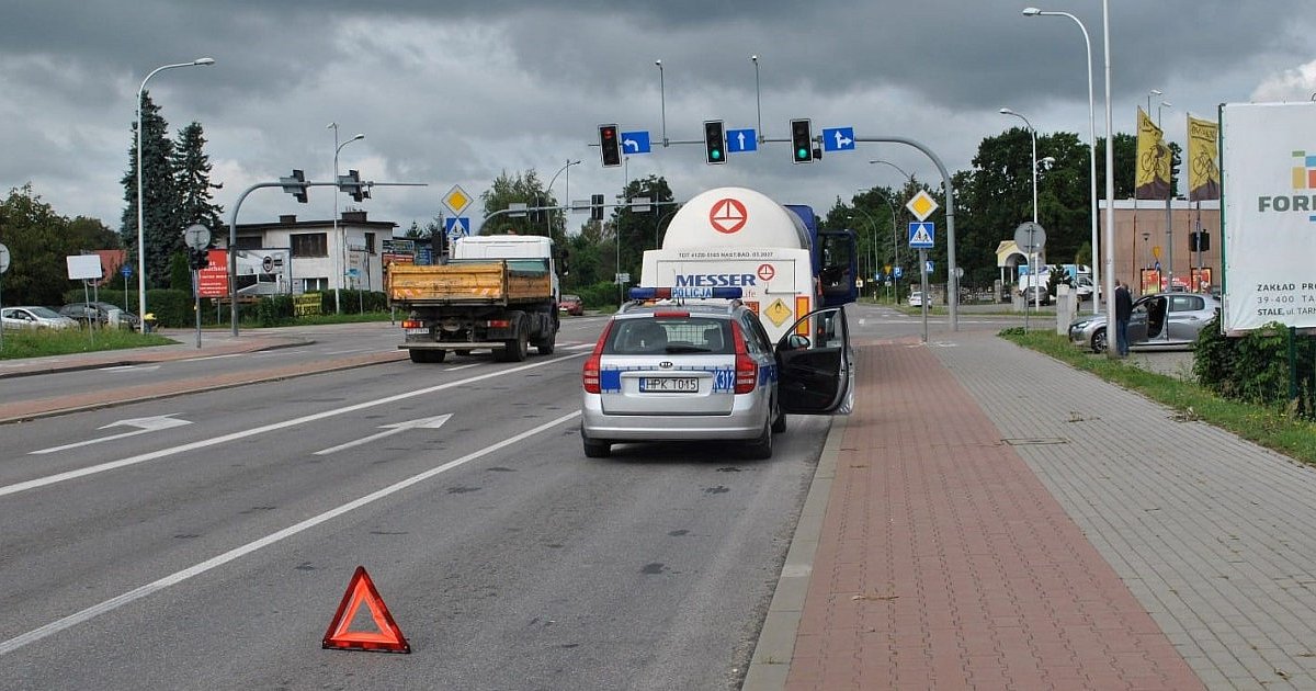 Zderzenie przerwało egzamin na prawo jazdy w Tarnobrzegu [ZDJĘCIA]