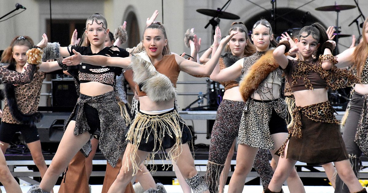 Letni festiwal wszechsztuk FRAM w tarnobrzeskim Parku Dzikowskim. Muzyka, taniec, film, teatr, sport i świetna zabawa [FOTO]